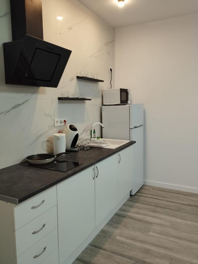 Apartamento Blanco Y Negro En El Centro Alicante Exteriér fotografie