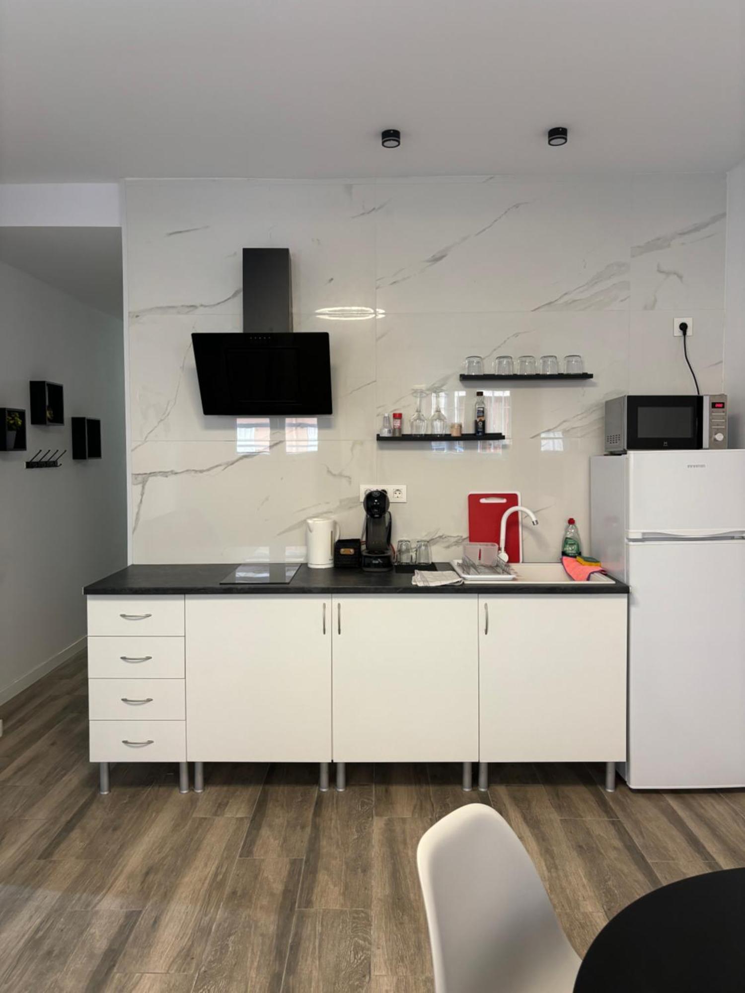 Apartamento Blanco Y Negro En El Centro Alicante Exteriér fotografie